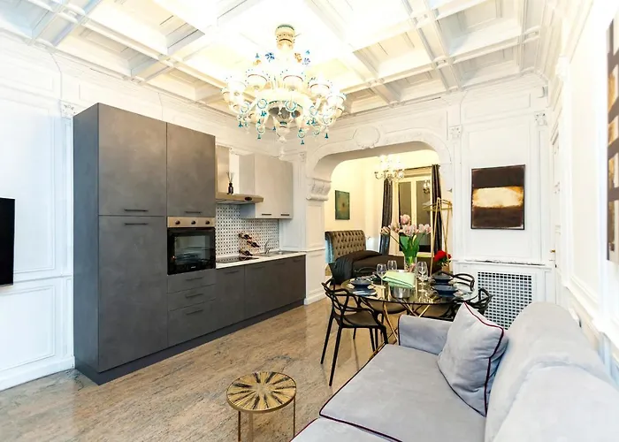 Navona Artist 7 Apt